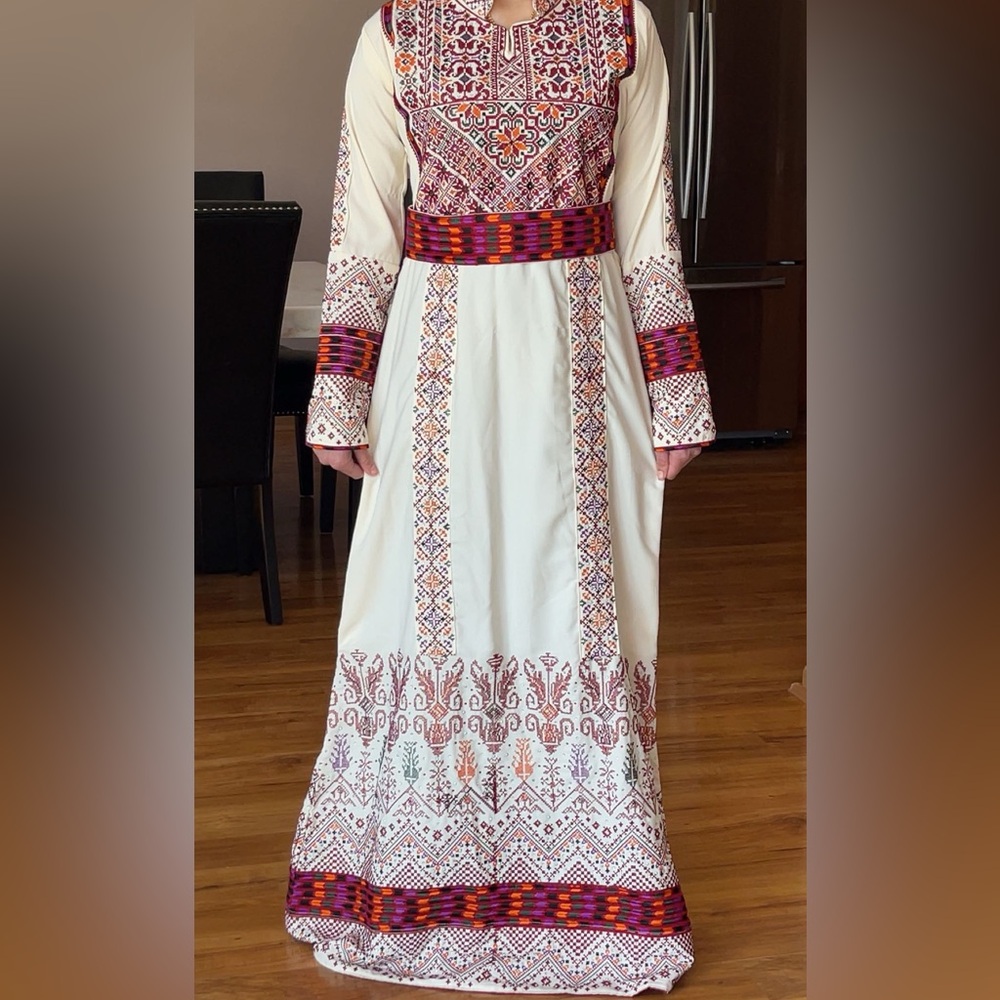 Embroidered White and Red thob